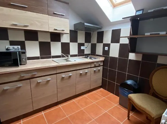 Verona Panzio بيت ضيافة 3*